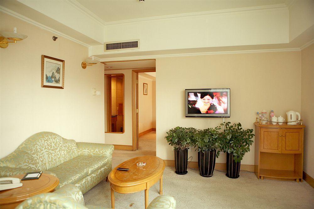 Guangzhou Hotel Peking Exterior foto